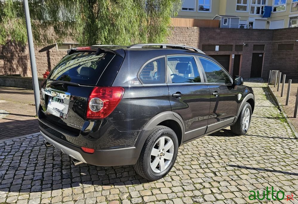2010' Chevrolet Captiva photo #3