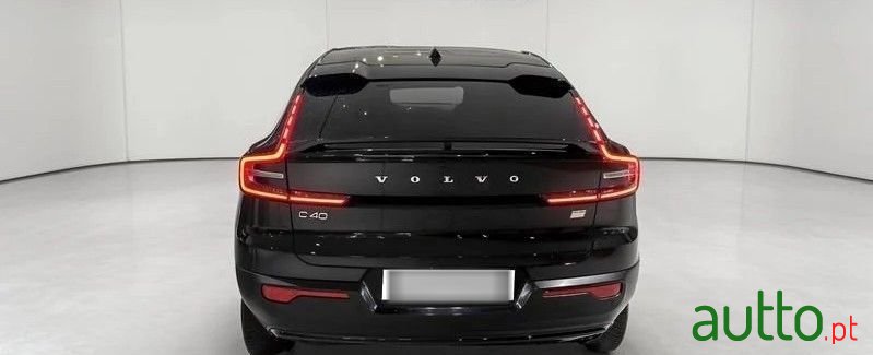 2024' Volvo C40 photo #2