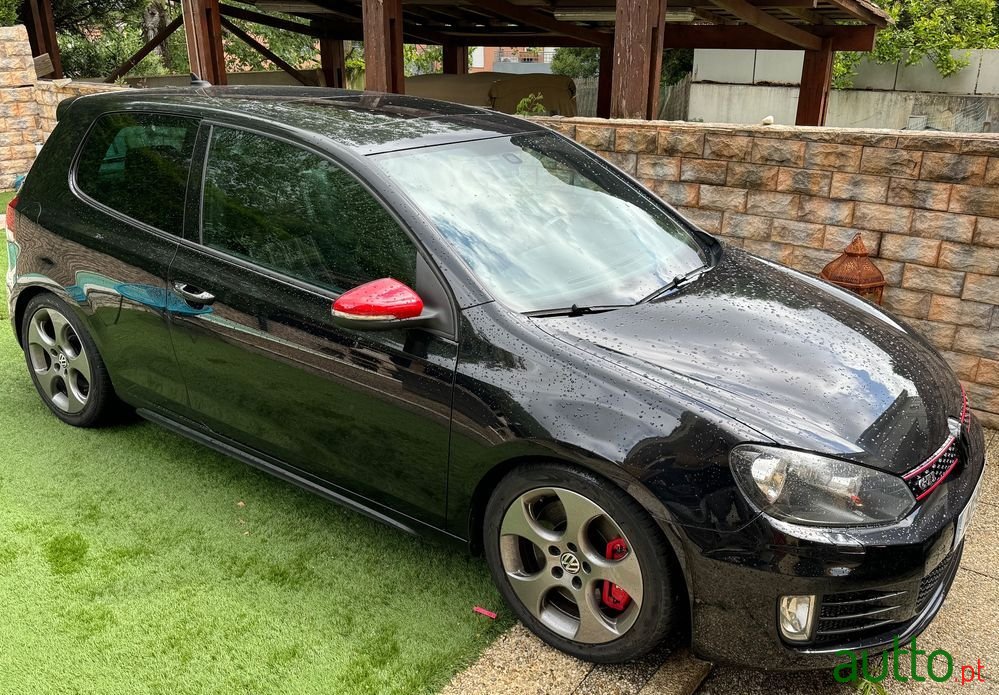 2009' Volkswagen Golf 2.0 Gti photo #3