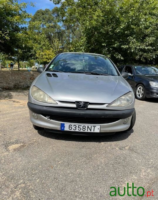 1999' Peugeot 206 photo #2