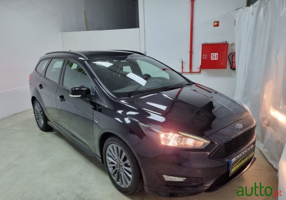 2018' Ford Focus Sw photo #3