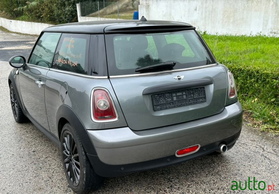 2010' MINI One photo #5
