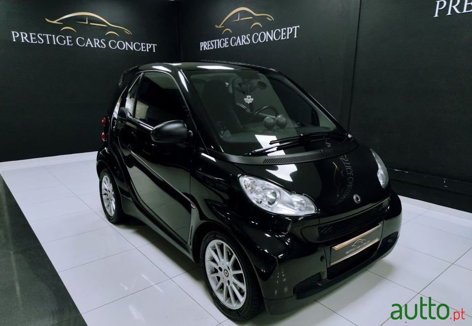 2010' Smart Fortwo photo #1