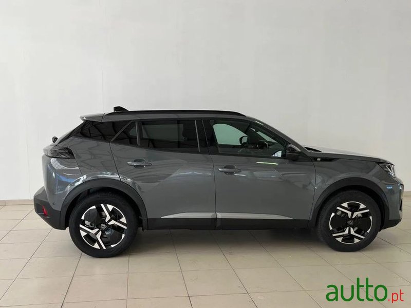 2023' Peugeot e-2008 54 Kwh Allure photo #4