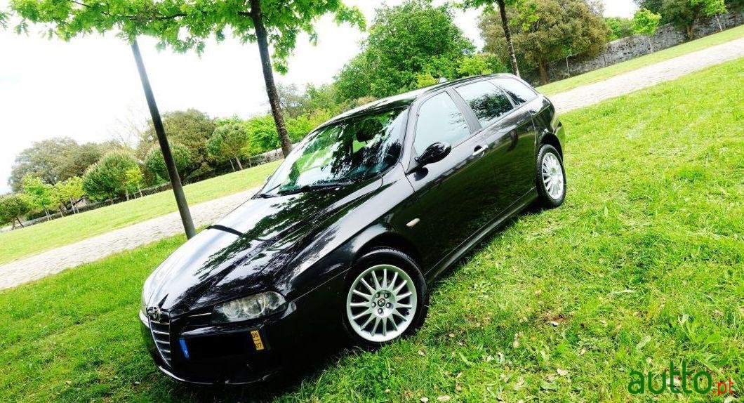 2005' Alfa Romeo 156 Sportwagon photo #1