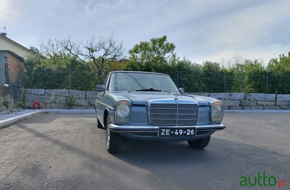 1974' Mercedes-Benz 200 photo #1