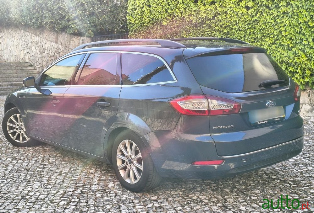 2013' Ford Mondeo Sw photo #3