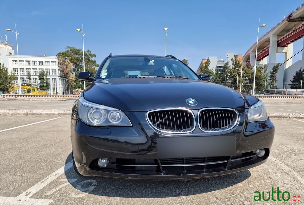 2005' BMW Série 5 Da Touring photo #4