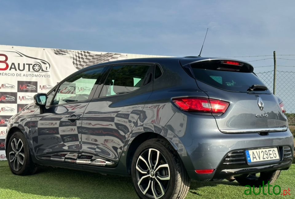 2018' Renault Clio photo #3