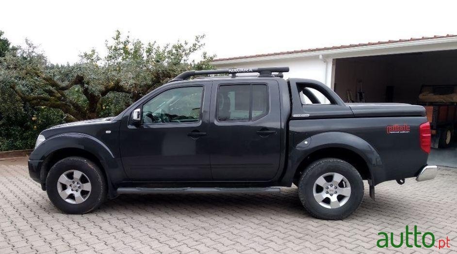 2007' Nissan Navara photo #3