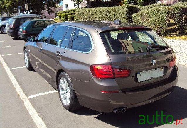 2013' BMW 520 D Touring photo #1