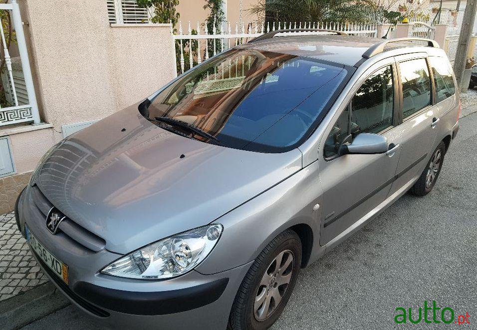 2004' Peugeot 307-Sw Navitech photo #1