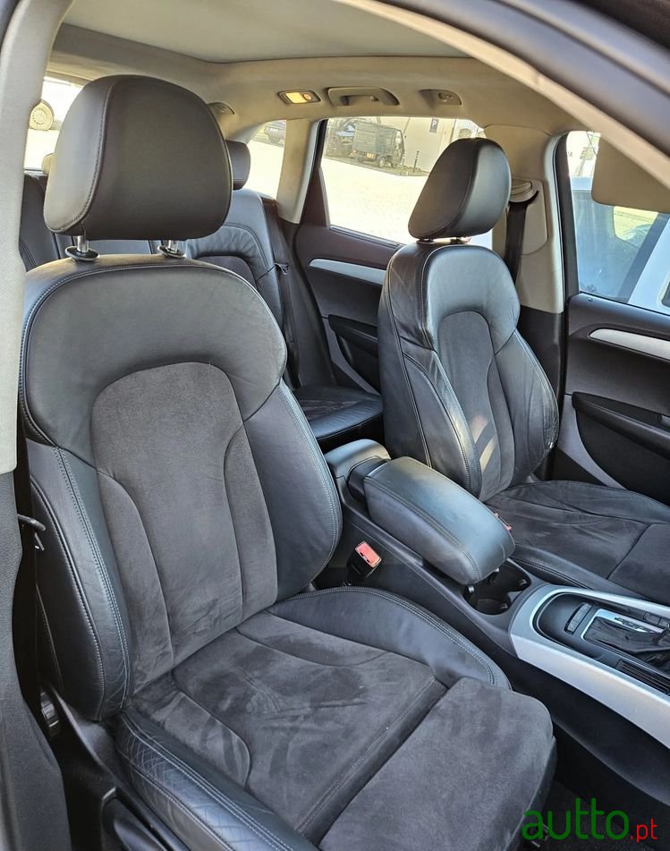 2009' Audi Q5 2.0 Tdi S-Tronic photo #6