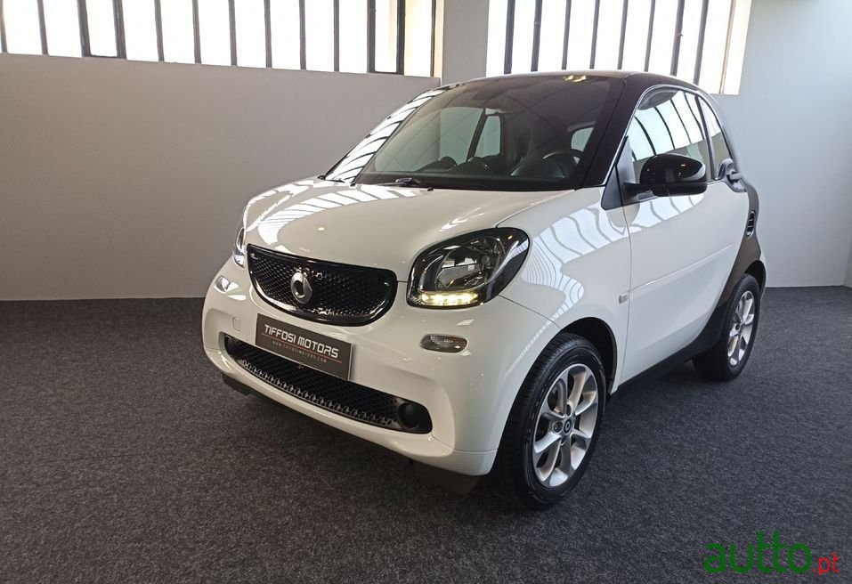 2016' Smart Fortwo photo #1