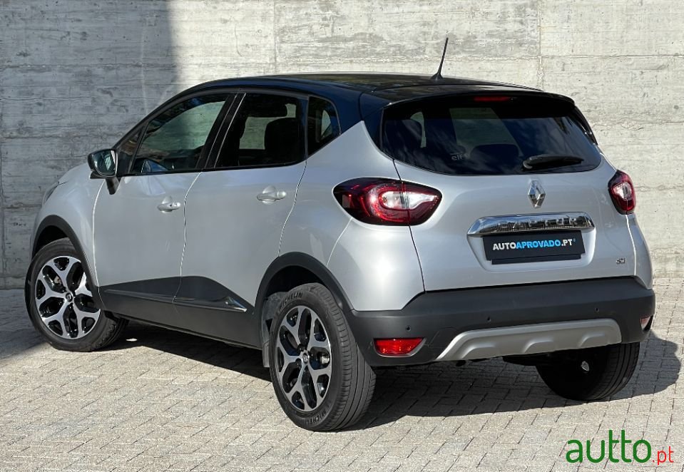 2018' Renault Captur photo #5