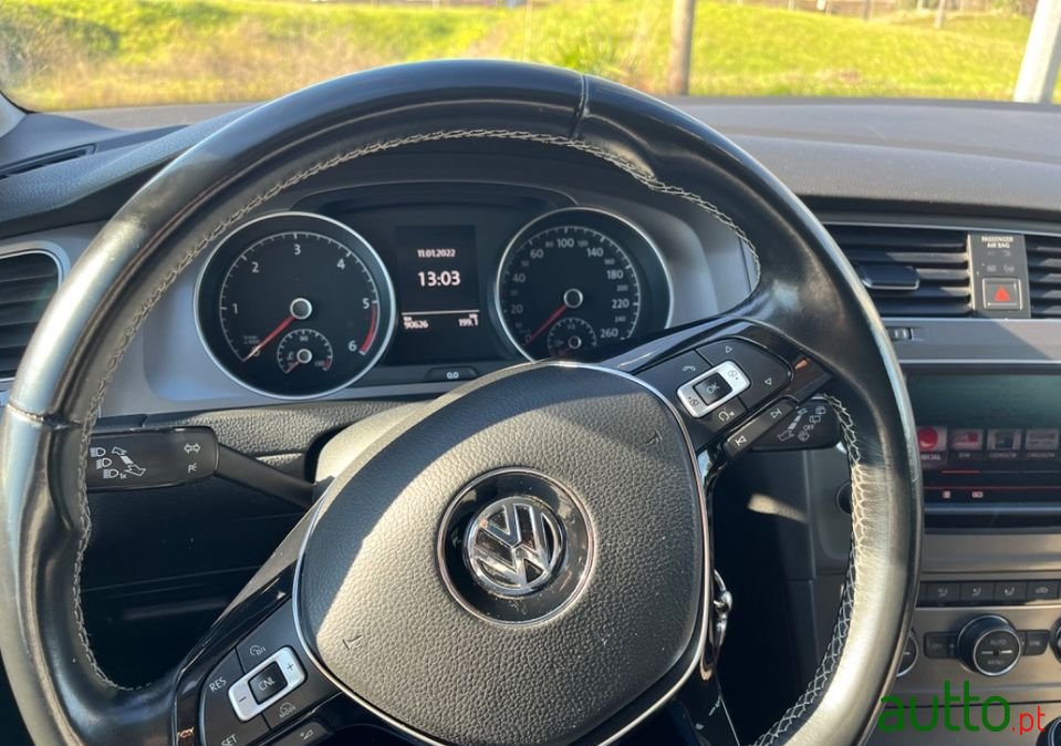 2016' Volkswagen Golf Variant photo #4