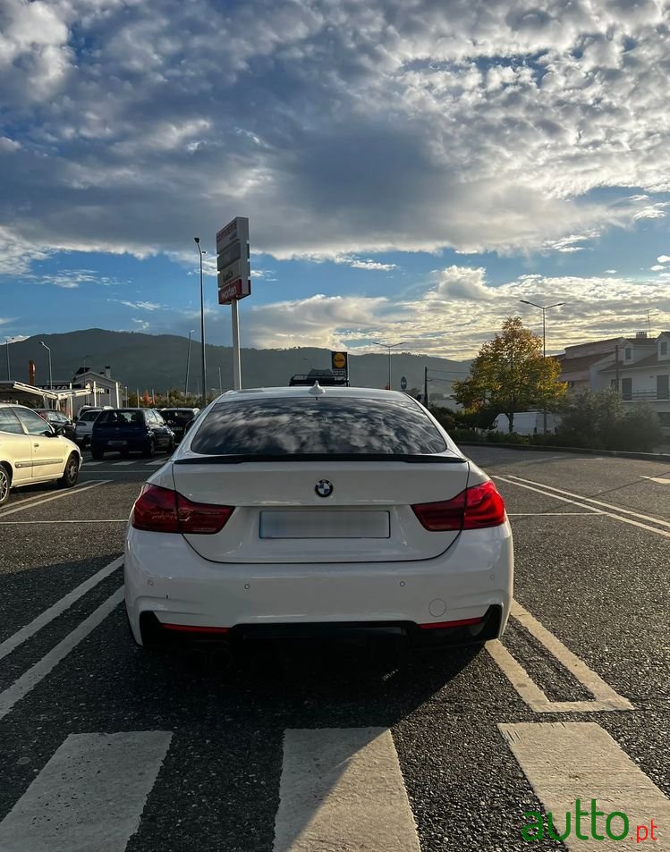 2018' BMW Série 4 D Advantage photo #2