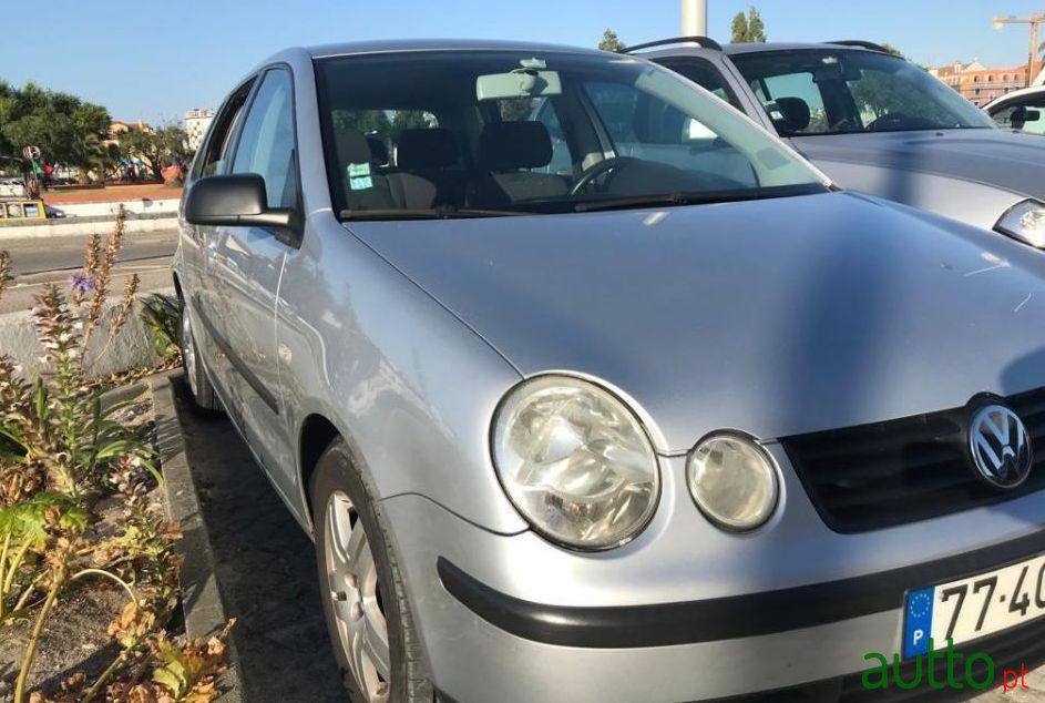 2003' Volkswagen Polo photo #2