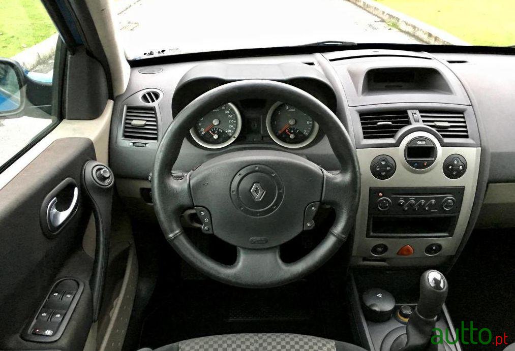 2002' Renault Megane 1.5 dCi L. Dynamique photo #2