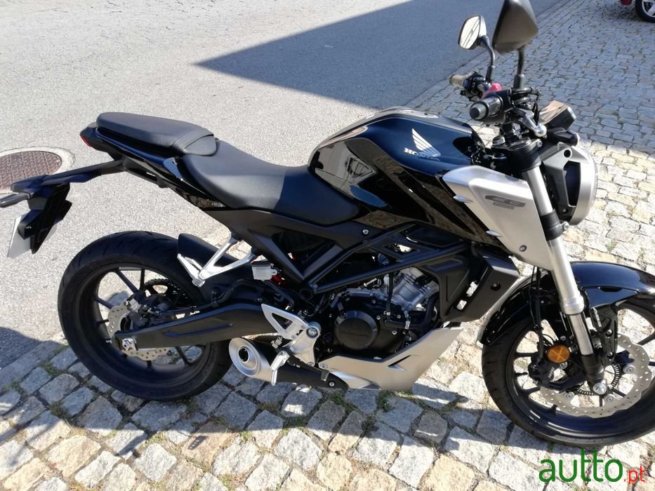 2018' Honda CB125R photo #1