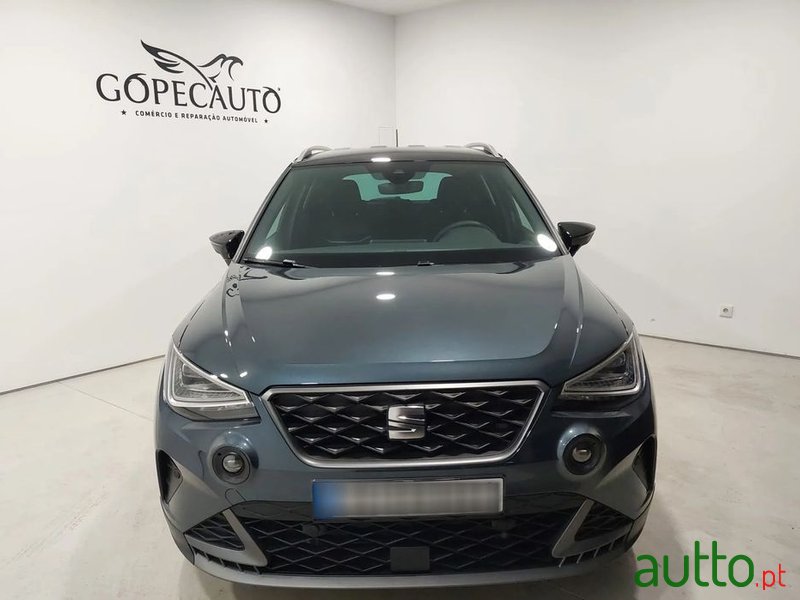 2022' SEAT Arona 1.0 Tsi Fr photo #2