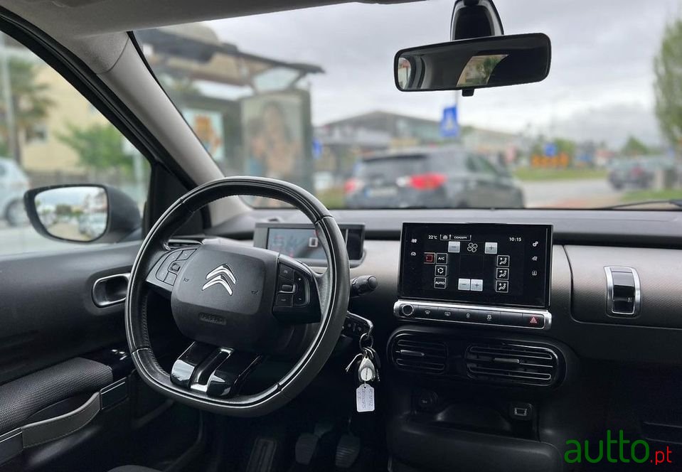 2015' Citroen C4 Cactus photo #6