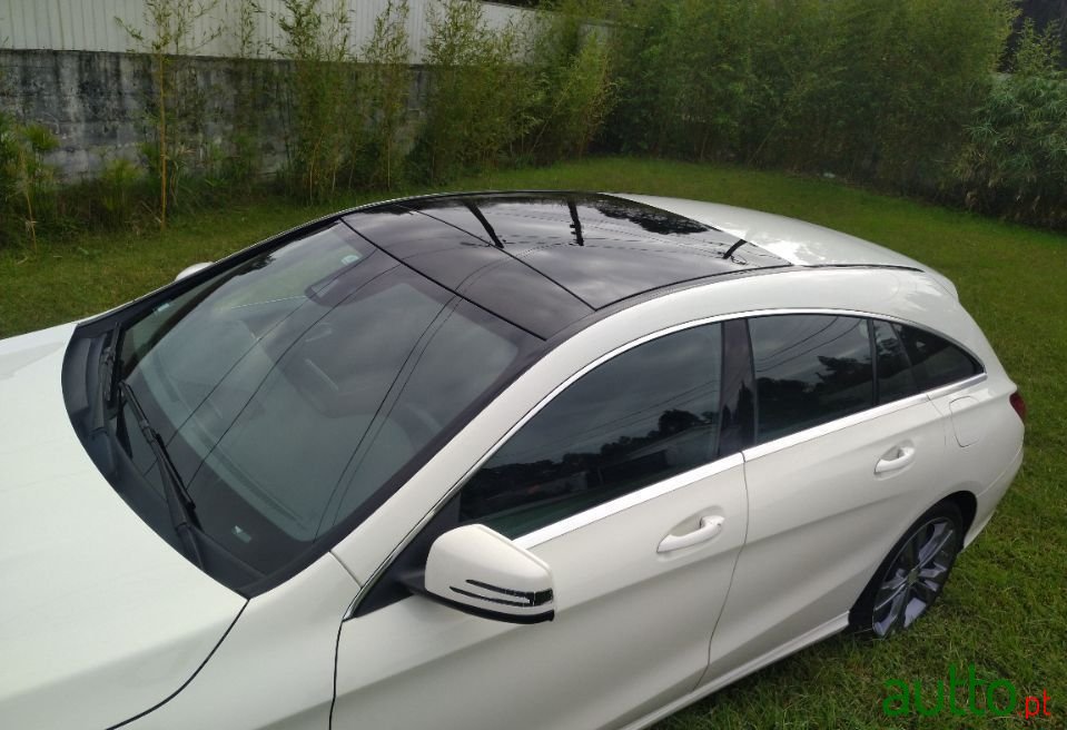 2017' Mercedes-Benz Cla-180 photo #2