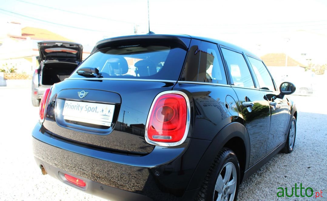 2018' MINI One photo #4