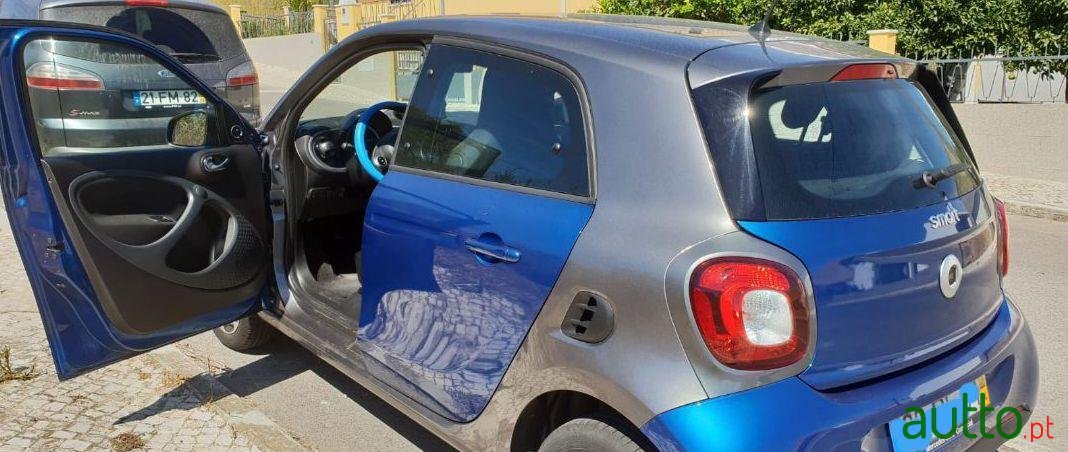 2016' Smart Forfour photo #2