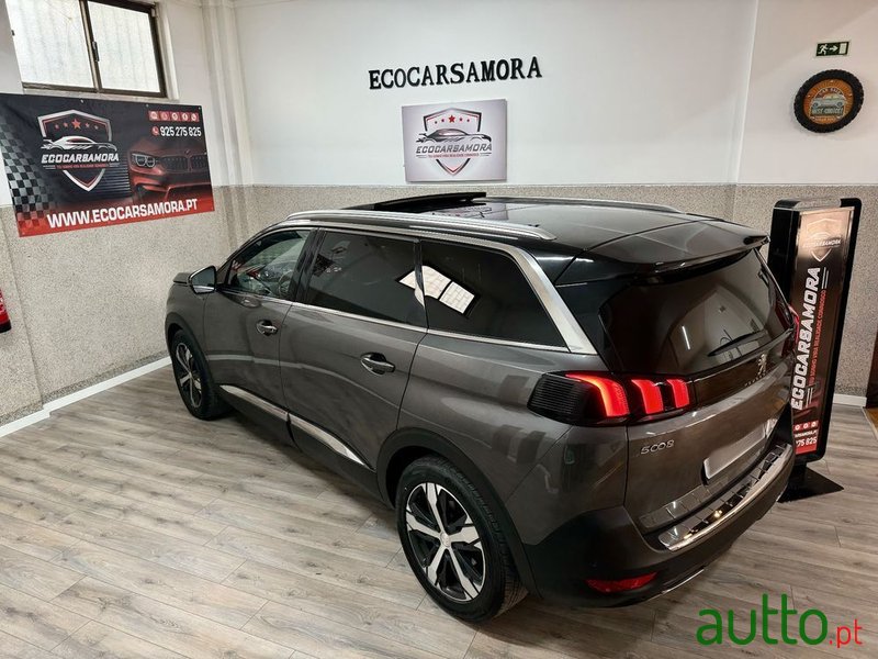 2018' Peugeot 5008 photo #6