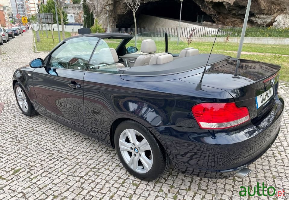 2009' BMW 120 photo #3