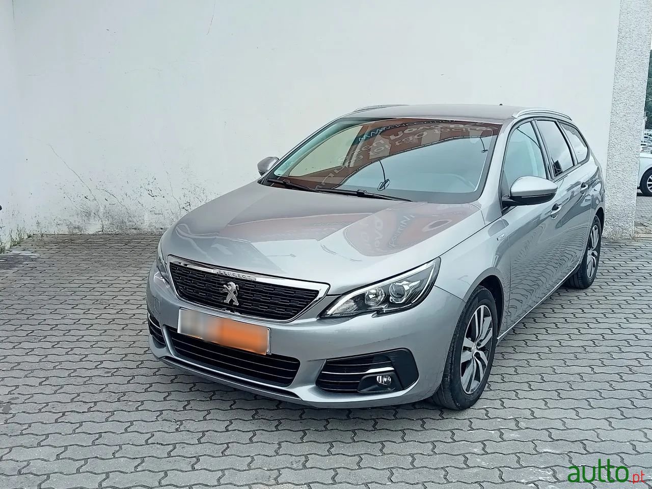 2021' Peugeot 308 Sw photo #1