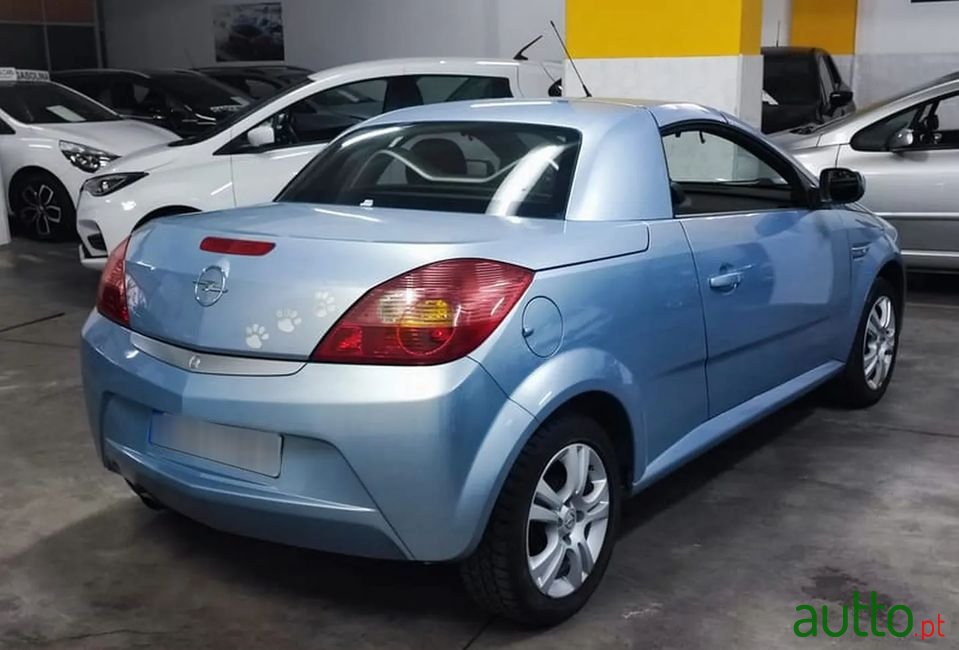 2005' Opel Tigra Twintop photo #6