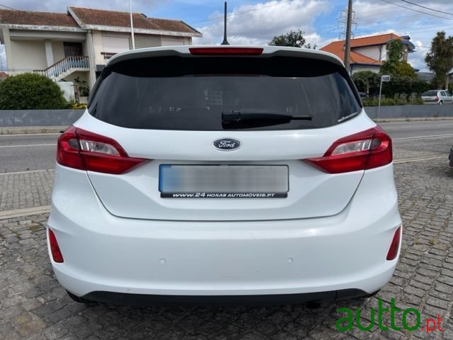 2018' Ford Fiesta photo #5