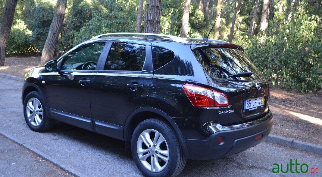 2011' Nissan Qashqai 1.6 Tekna Sport 17 photo #2