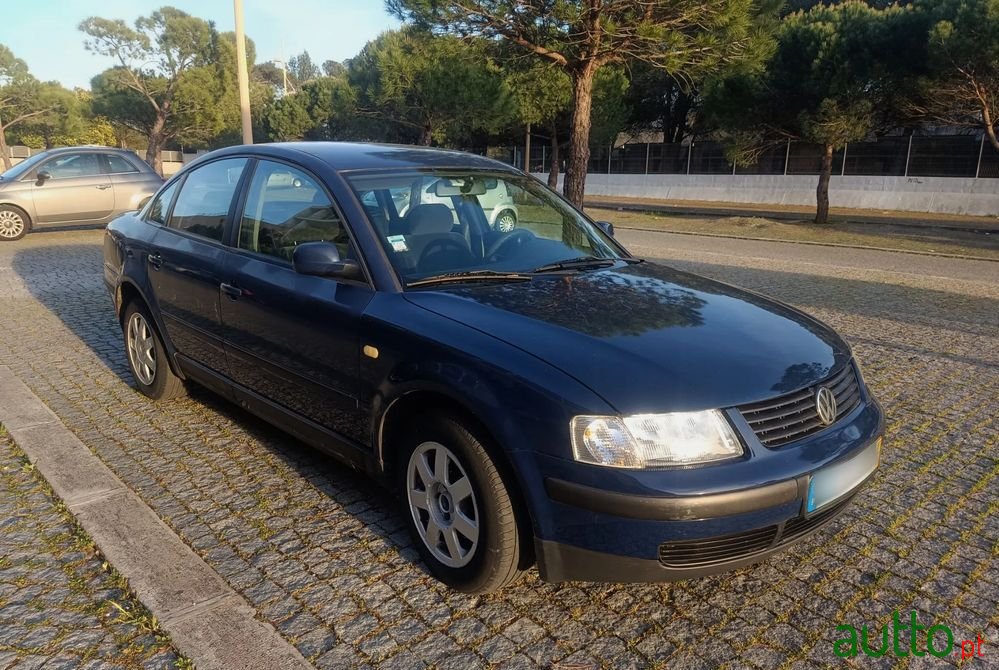 1997' Volkswagen Passat 1.9 Cl Tdi photo #3