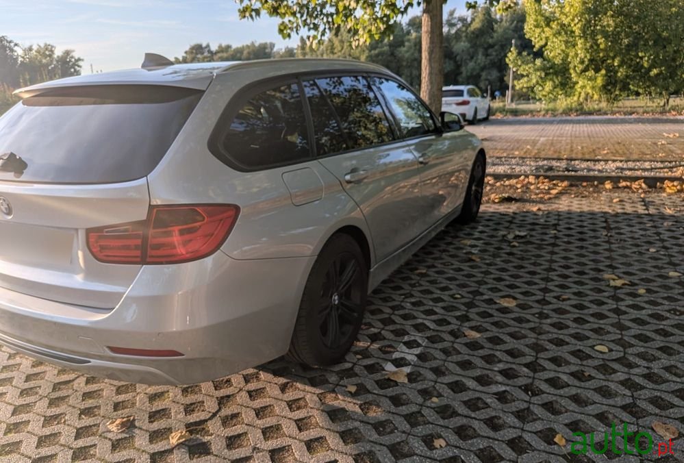 2013' BMW Série 3 photo #5