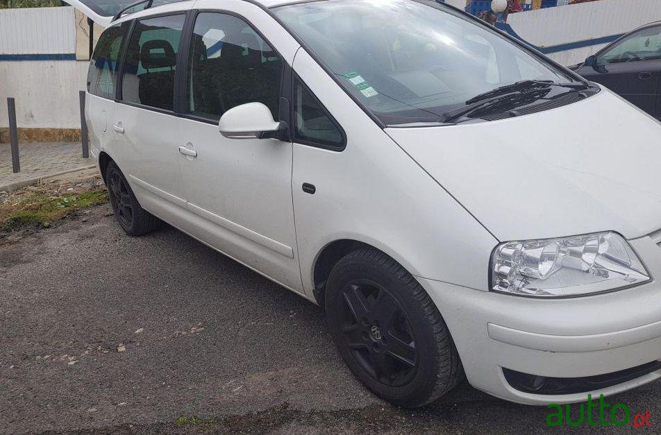 2000' Volkswagen Sharan Tdi photo #1