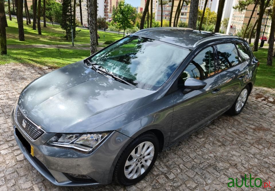 2016' SEAT Leon St photo #3