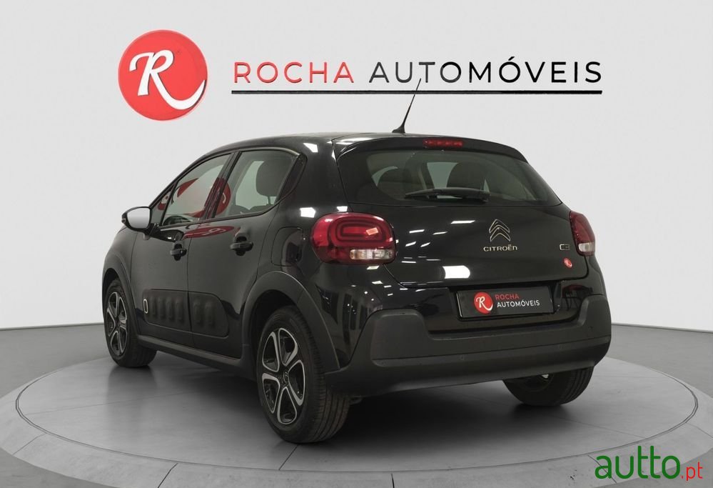 2018' Citroen C3 1.2 Puretech Feel photo #5