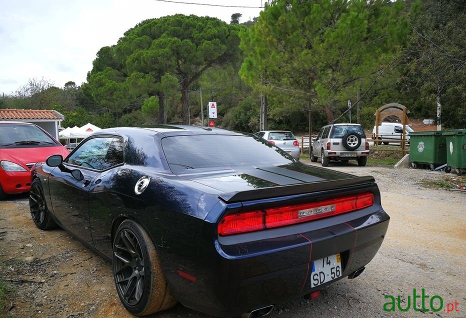 2012' Dodge Challenger photo #3