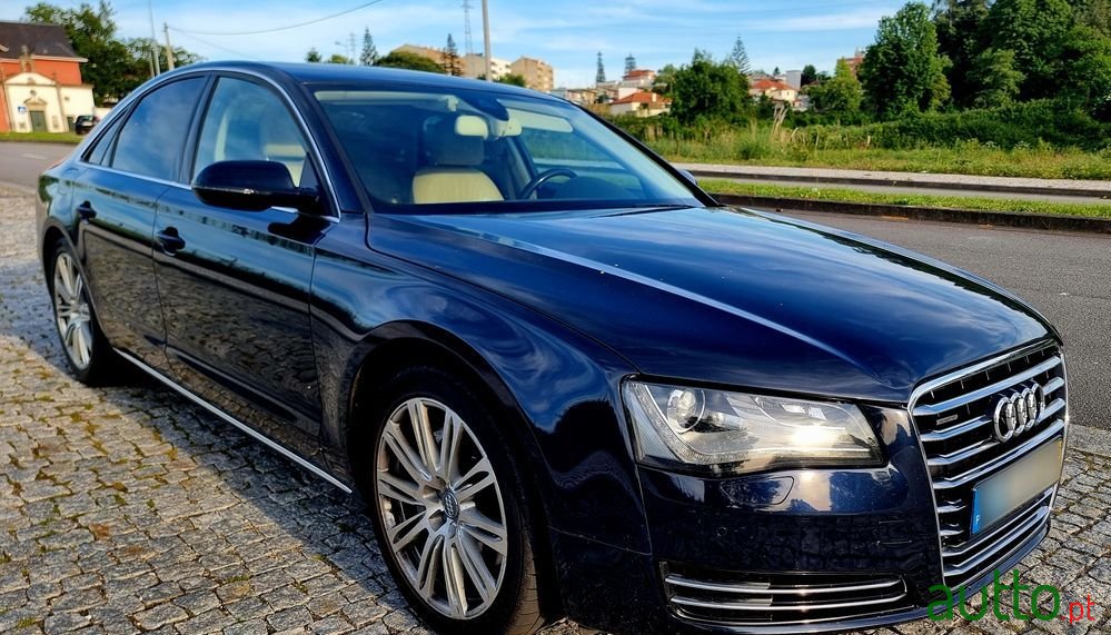 2010' Audi A8 photo #1