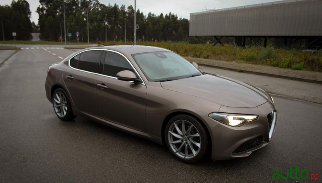 2017' Alfa Romeo Giulia 2.2 D Super photo #3