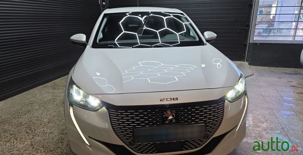 2020' Peugeot e-208 photo #1