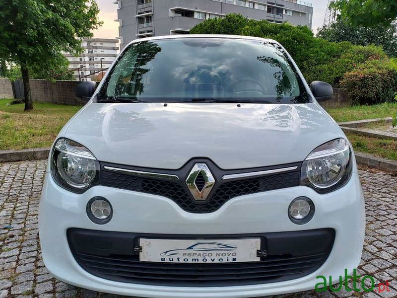 2015' Renault Twingo photo #2