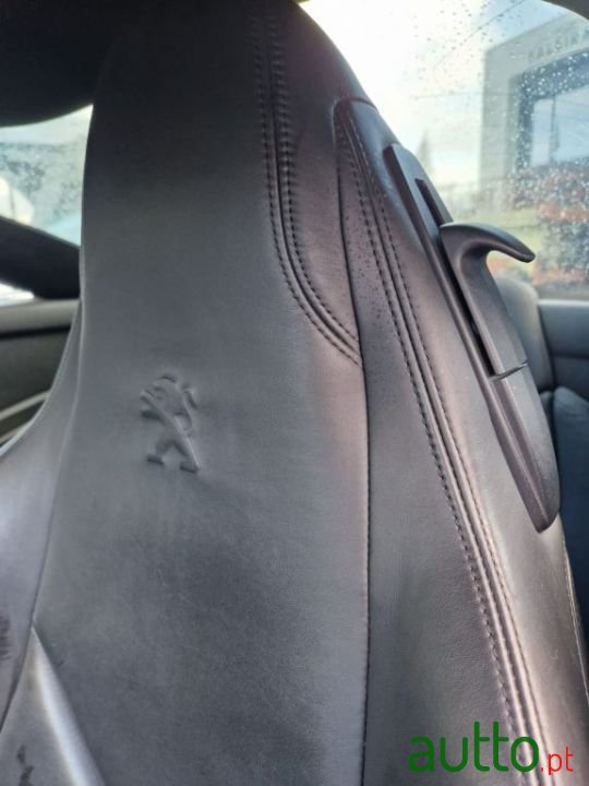 2011' Peugeot RCZ photo #5