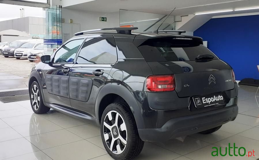 2016' Citroen C4 Cactus photo #2
