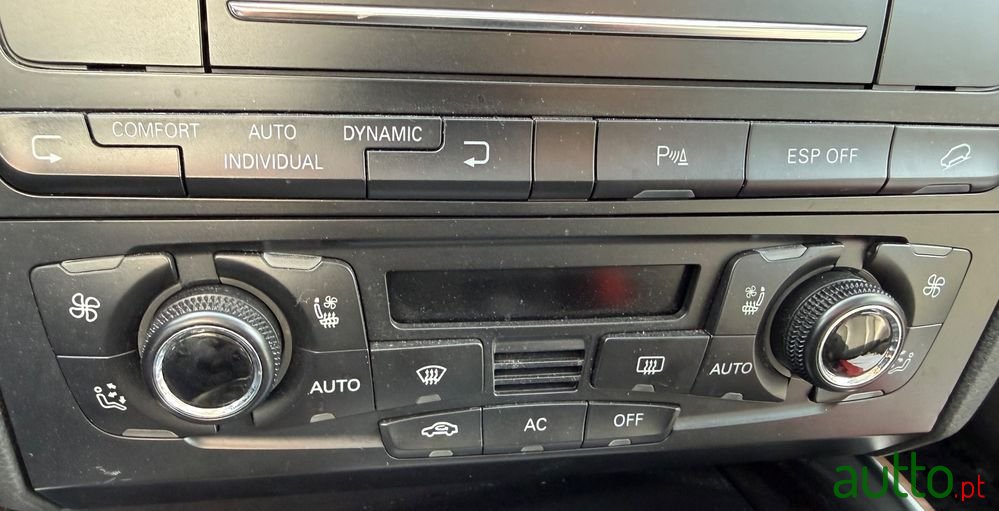 2010' Audi Q5 photo #2