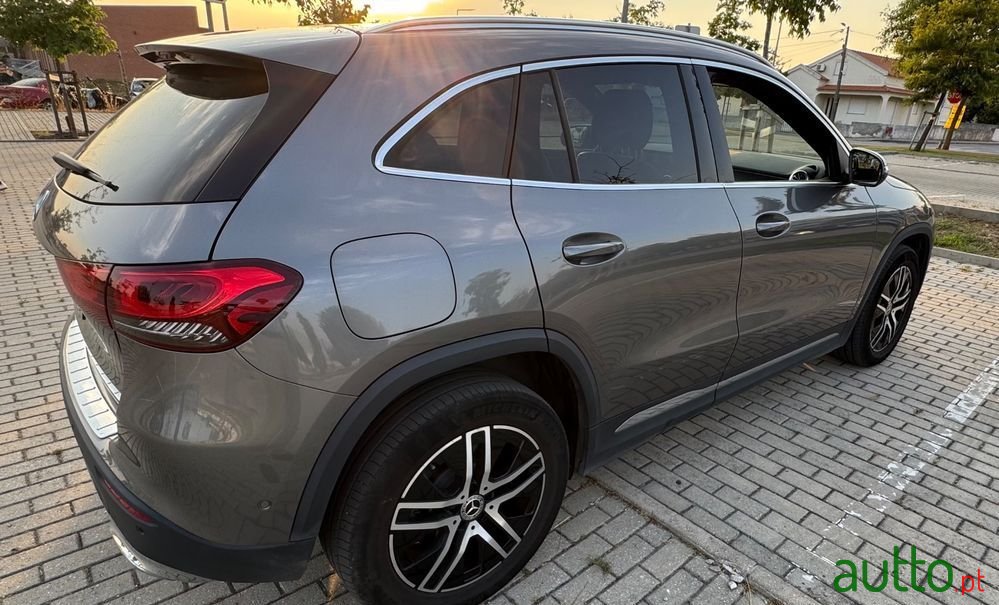 2021' Mercedes-Benz Classe Gla photo #4