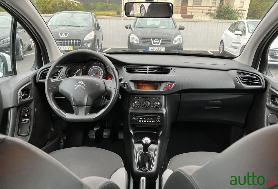 2011' Citroen C3 photo #5